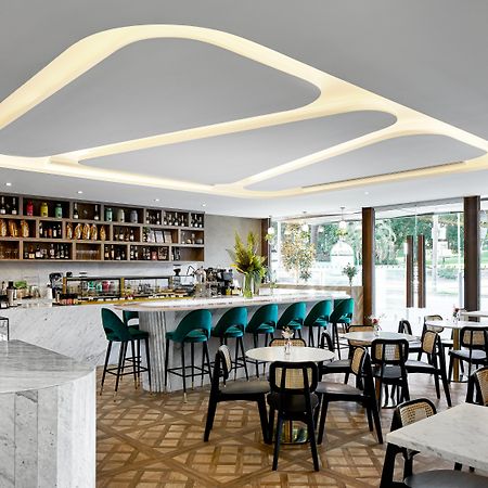 Crowne Plaza Sydney Burwood By Ihg Hotell Exteriör bild