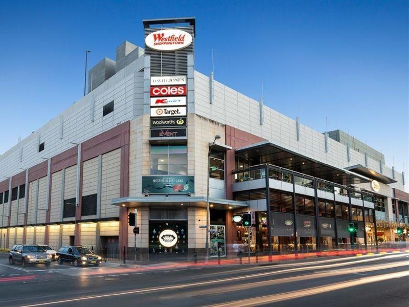 Crowne Plaza Sydney Burwood By Ihg Hotell Exteriör bild