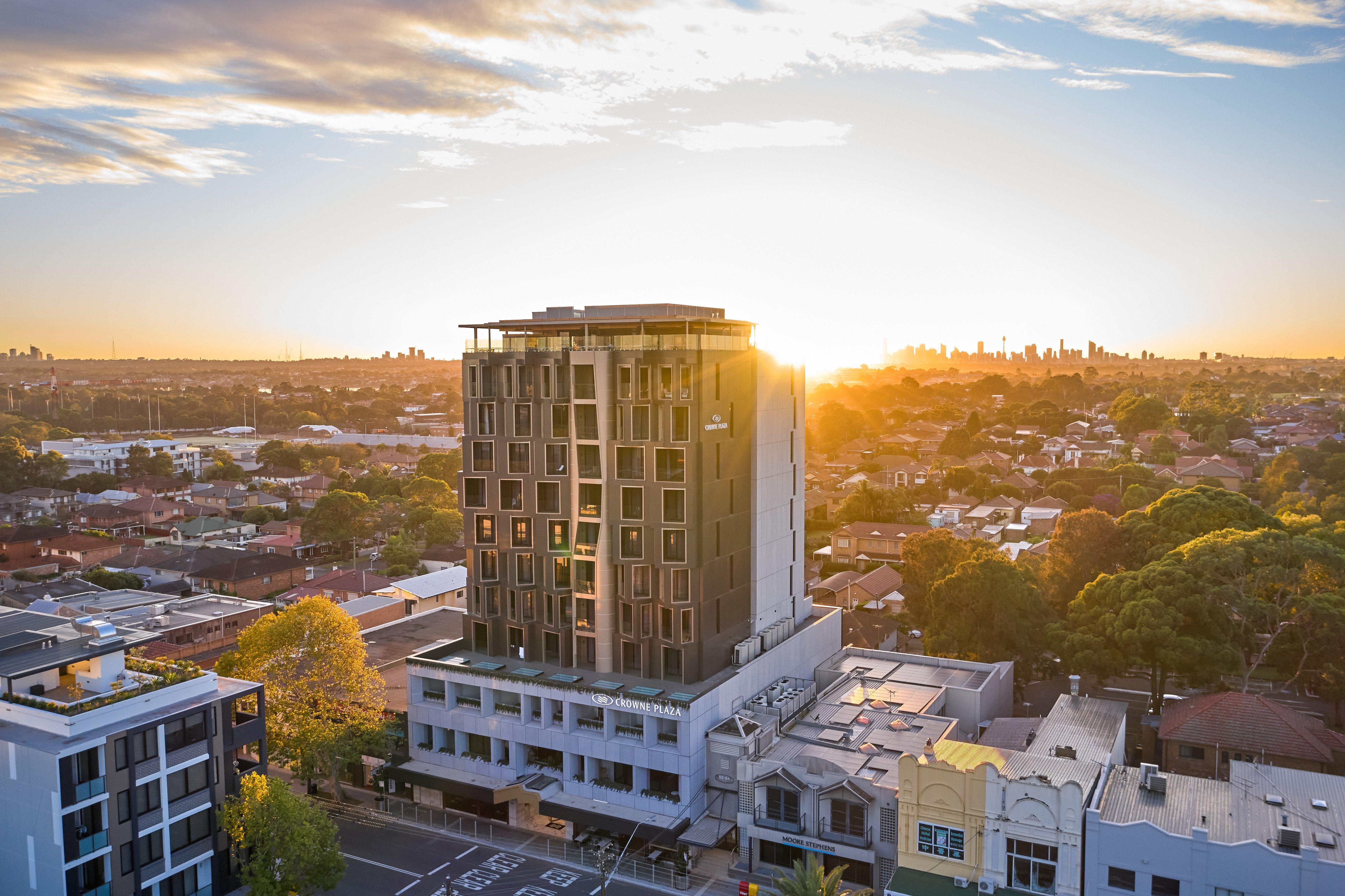 Crowne Plaza Sydney Burwood By Ihg Hotell Exteriör bild
